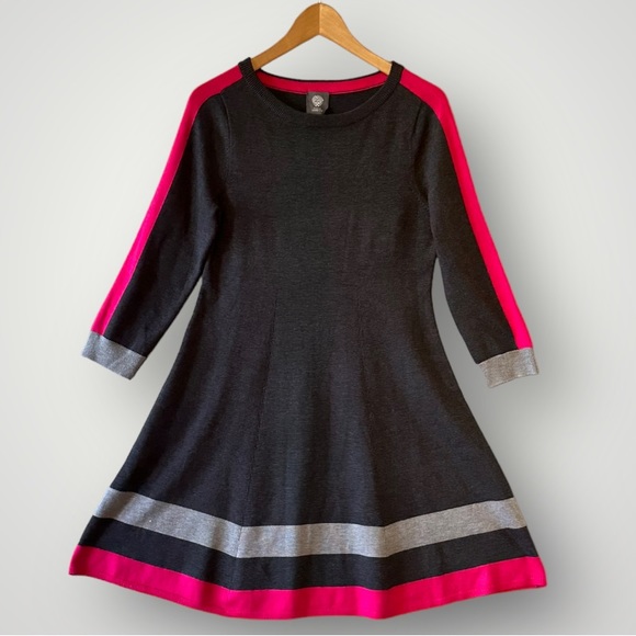 Vince Camuto Dresses & Skirts - 5 for $35 Vince Camuto Dress Sweater Women Size M